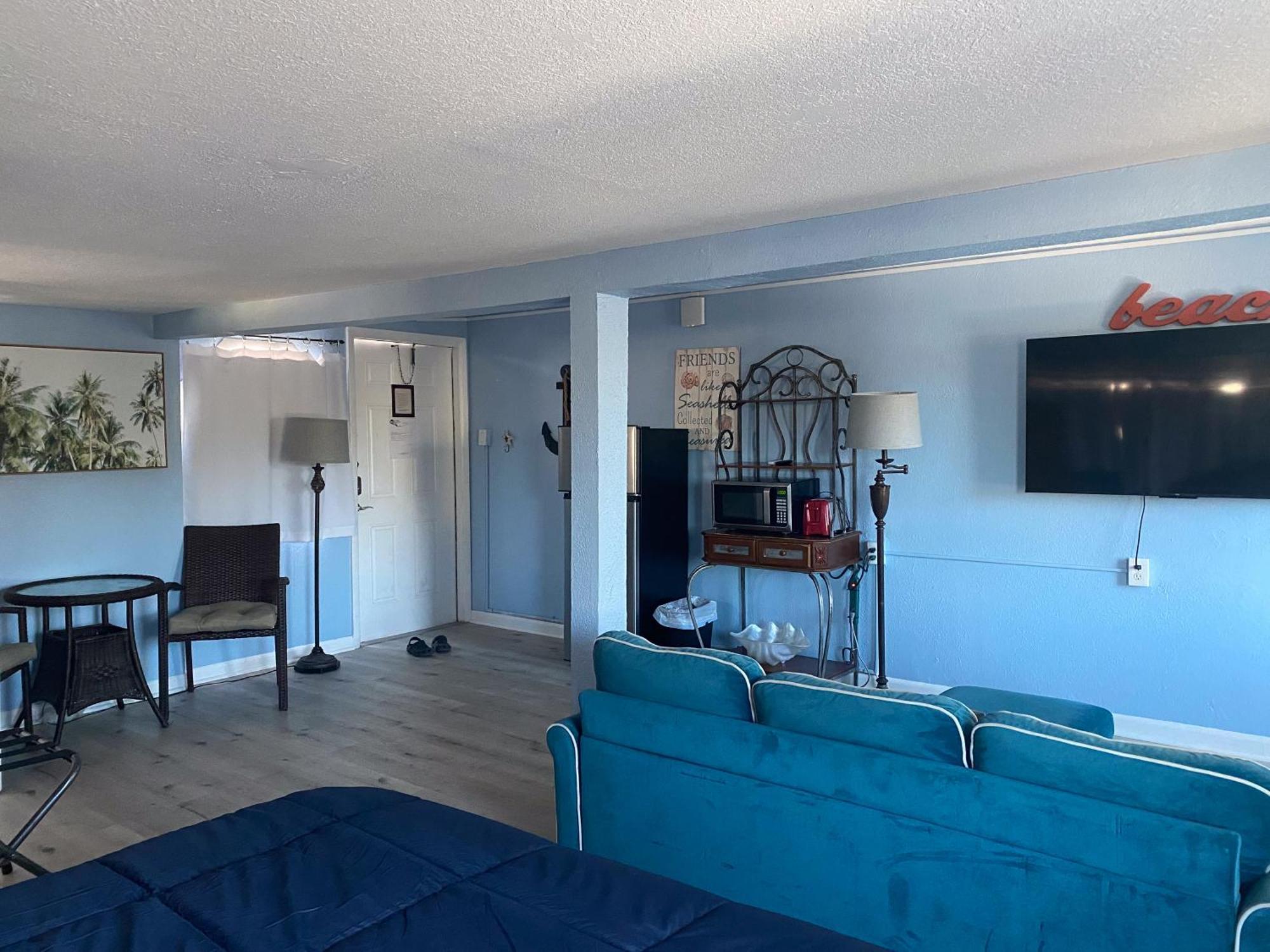 Oasis Palms Resort Сант Пит Бич Экстерьер фото